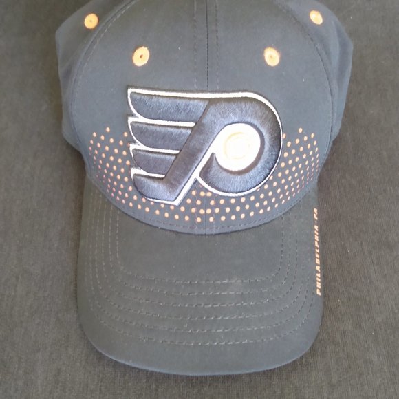 Men's Philadelphia Flyers NHL Flex Hat Size M/L - Picture 2 of 4